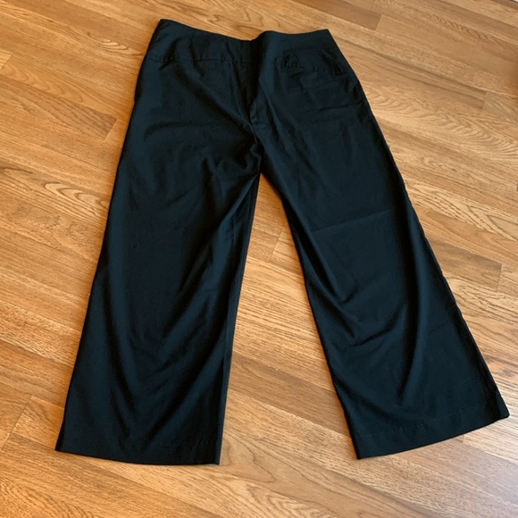 H&M, solid black flat front wide leg casual pants. Size 14. - Picture 6 of 15